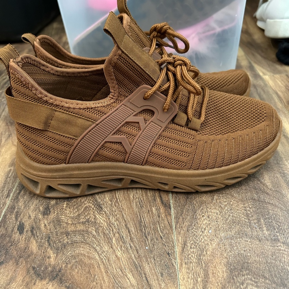 Stylish Brown Athletic Shoes for Women